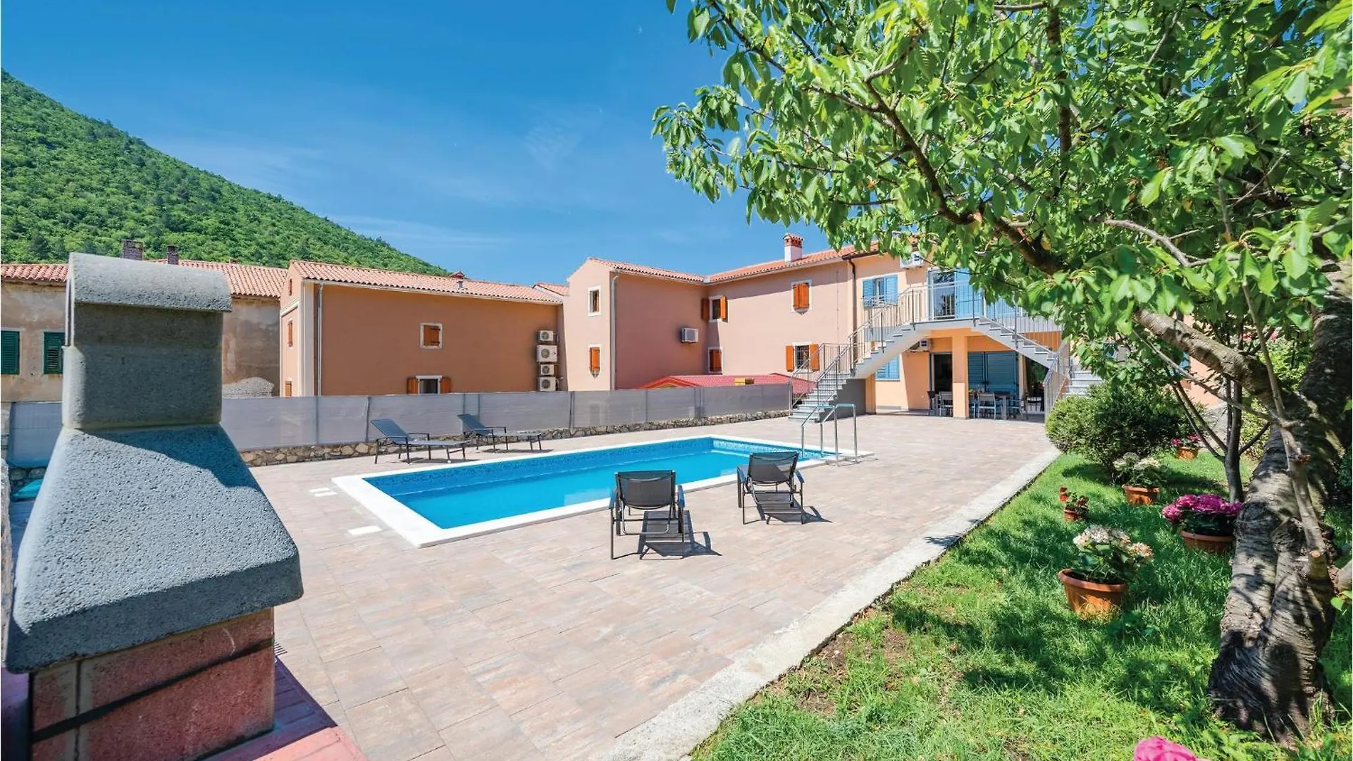 3 Bedroom Amazing Home In Plomin