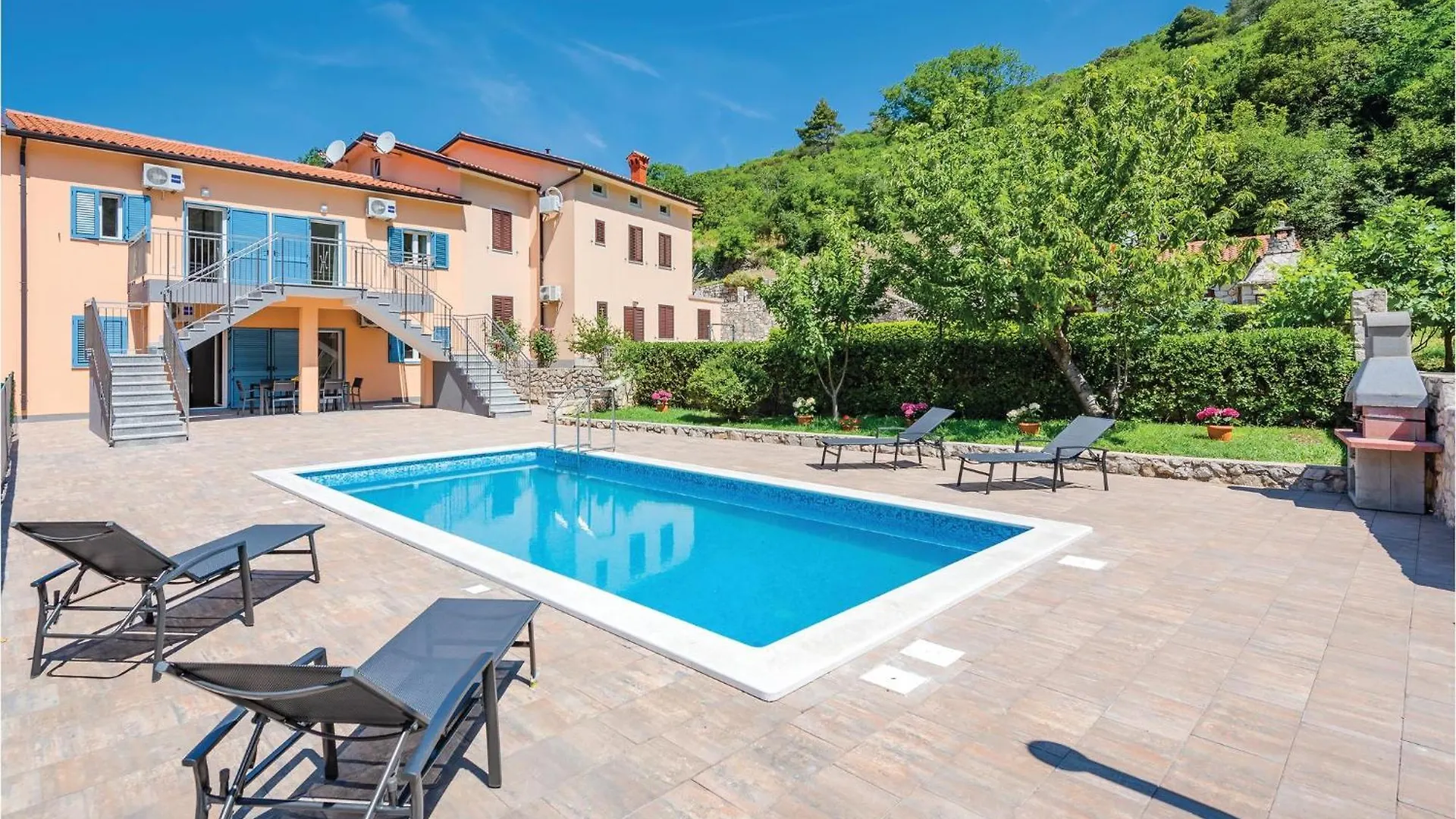 3 Bedroom Amazing Home In Plomin